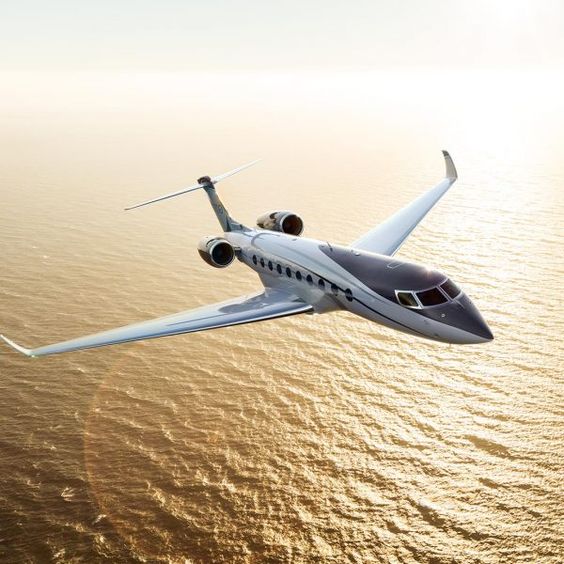 renting a private aircraft