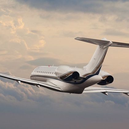 Private jet aircraft broker