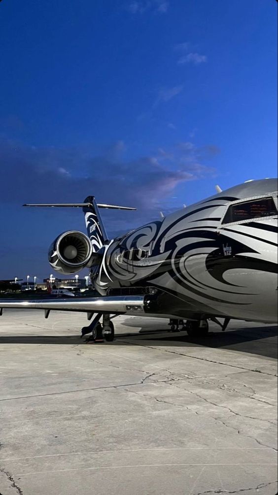 The most effective strategy is to let your private jet broker know how many bags you will be carrying when you make the reservation. In the long run, it will assist you in rejecting any kind of discomfort