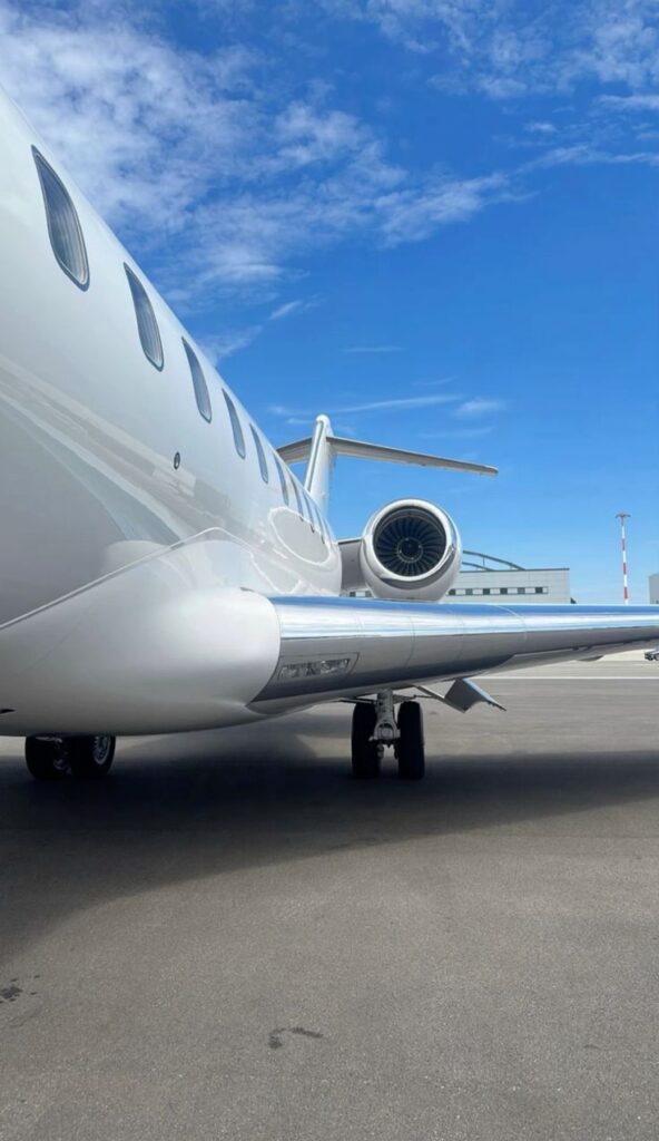 jets are intended to transport business travelers, offering additional space and seats for extended trips. Others have luxurious features like dining tables and sleeper sofas but are made to accommodate fewer people